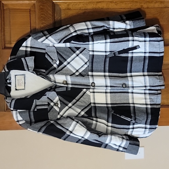Fleece Shacket - Picture 1 of 5